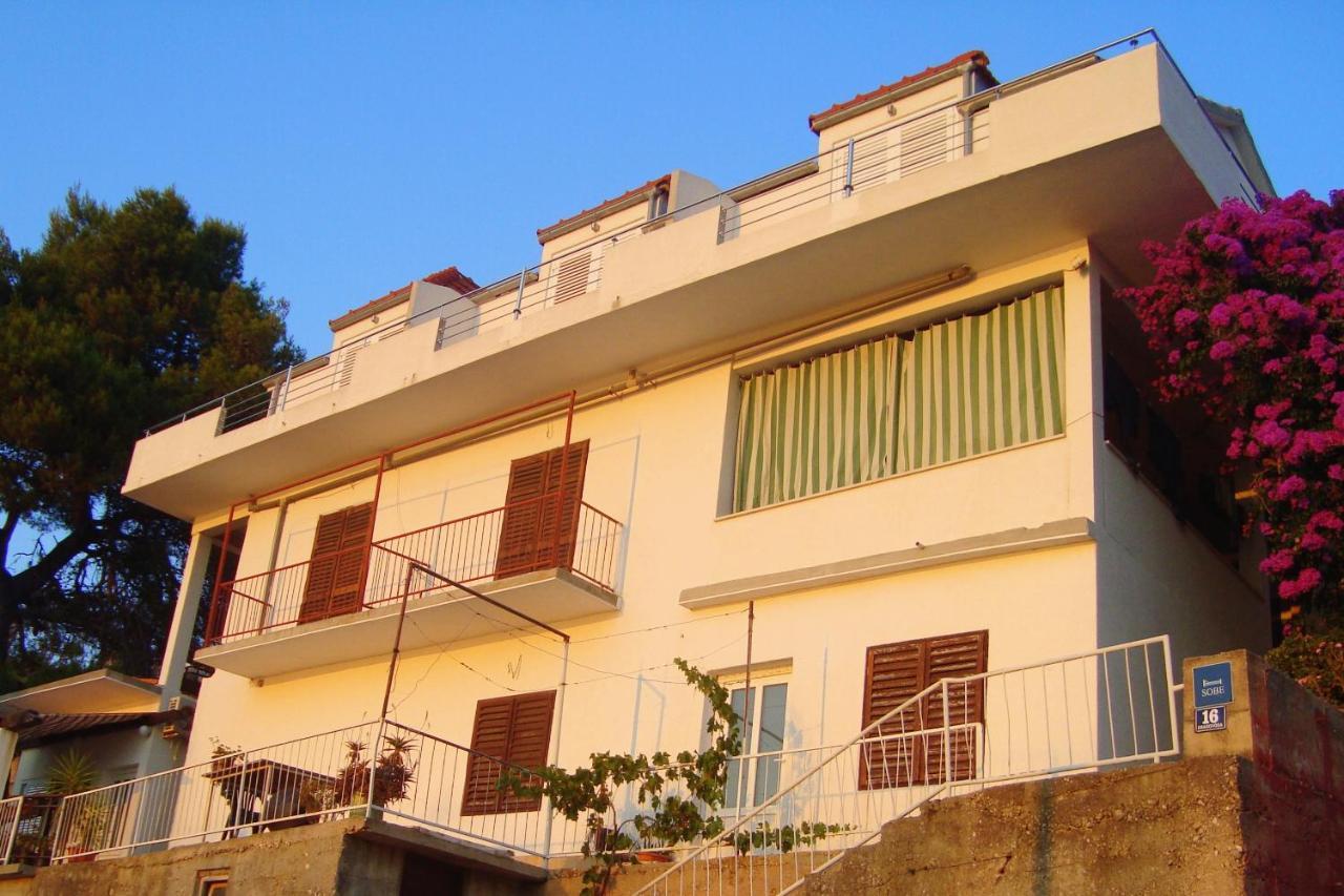 Apartments By The Sea Ubli, Lastovo - 8354 Убли Экстерьер фото